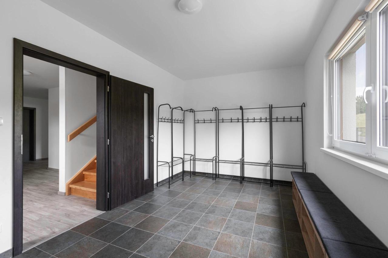 Holiday House Adam Prosecne Екстериор снимка